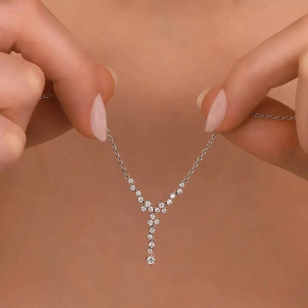 0,35 Karat Oval Pırlanta Kolye