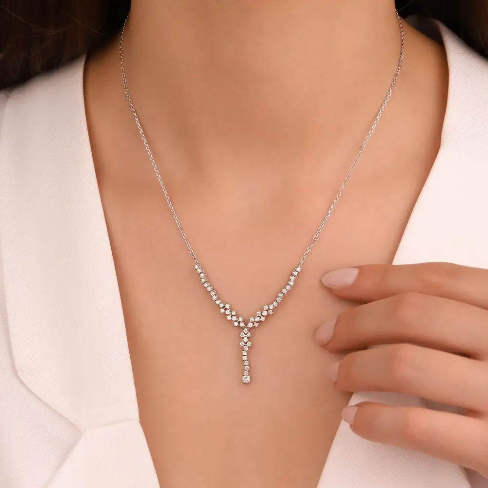 0,40 Karat Pırlanta Taşlı Kolye