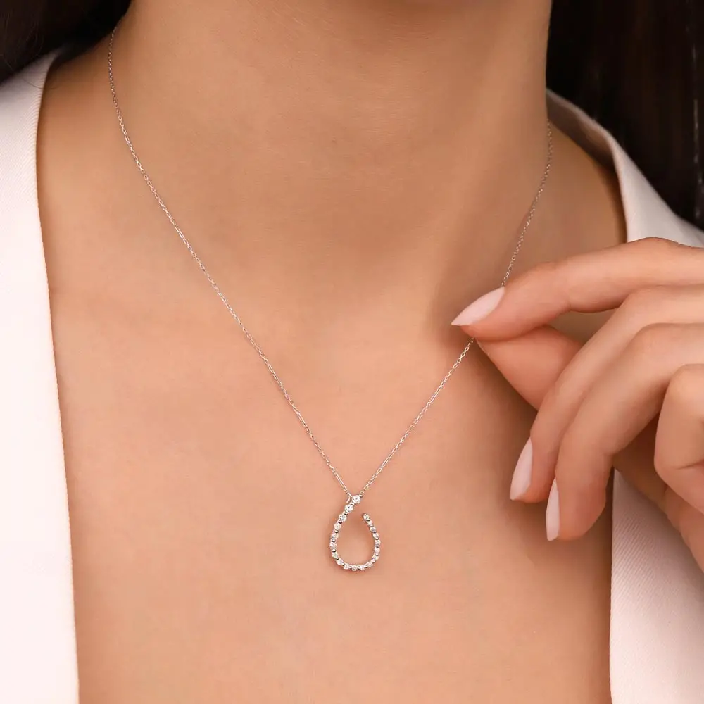 0,29 Karat Pırlanta Taşlı Kuyruklu Yıldız Kolye