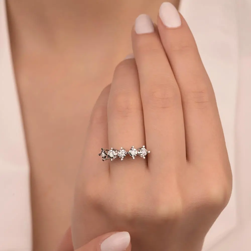 0.11 Karat Pırlantalı Beştaş Yüzük