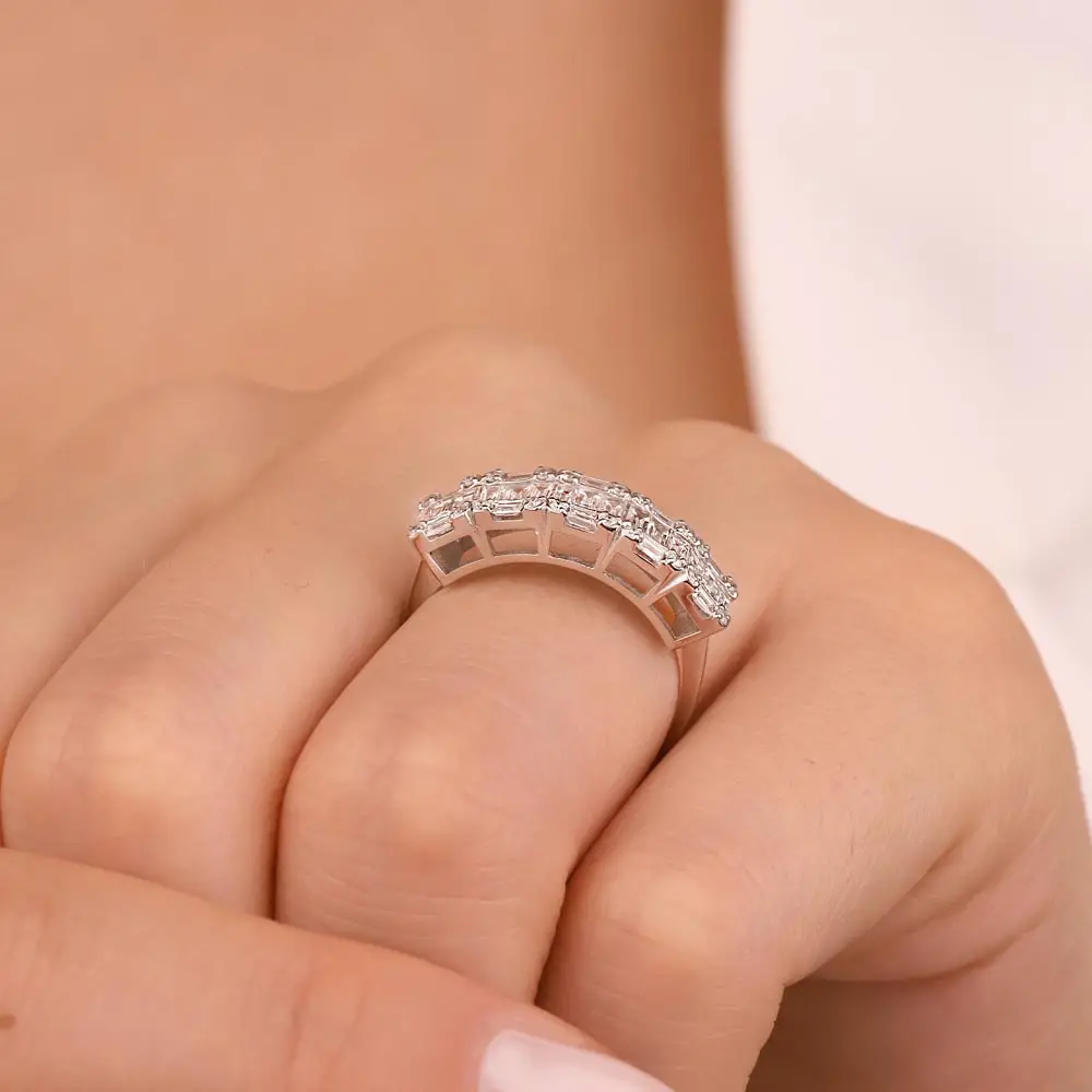 0,85 ct Pırlantalı Özel Tasarım baget 5 Taş Yüzük