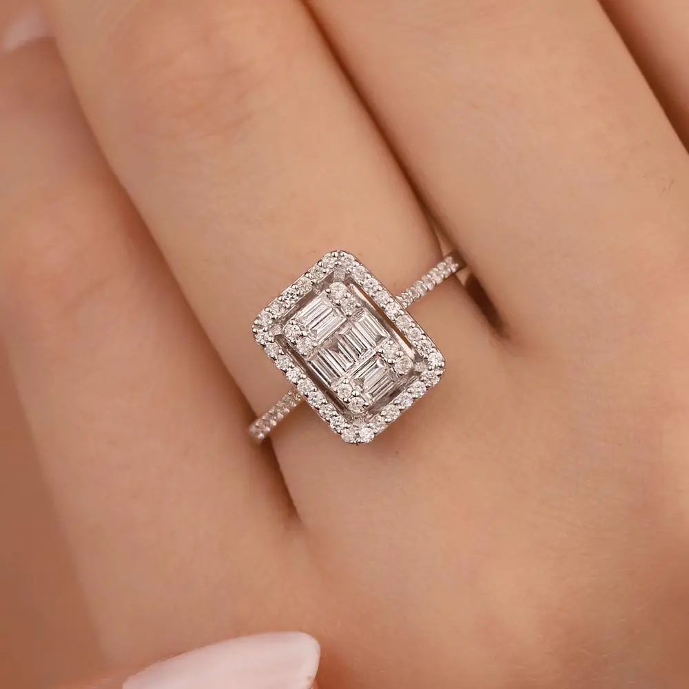 0,49 ct Pırlantalı baget Yüzük