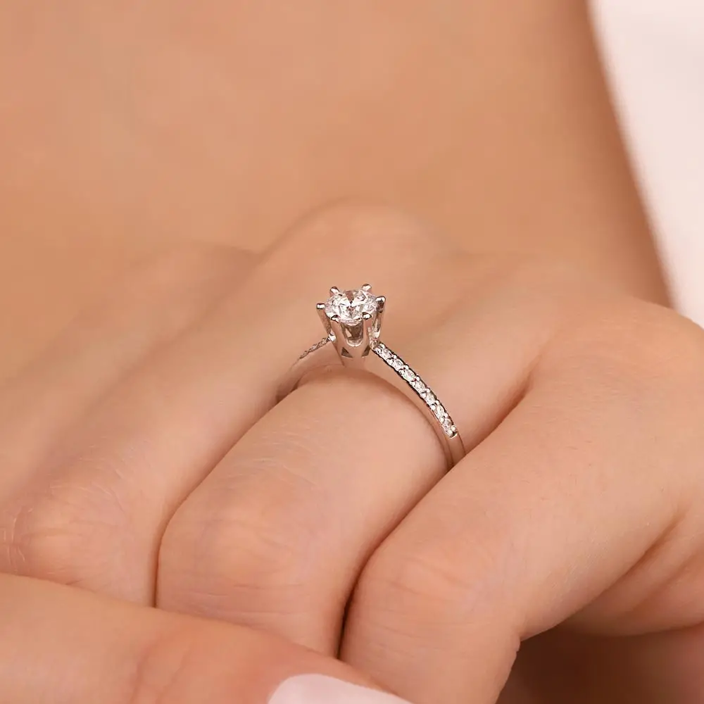 0,64 ct Pırlantalı 6 Tırnak Tektaş Yüzük