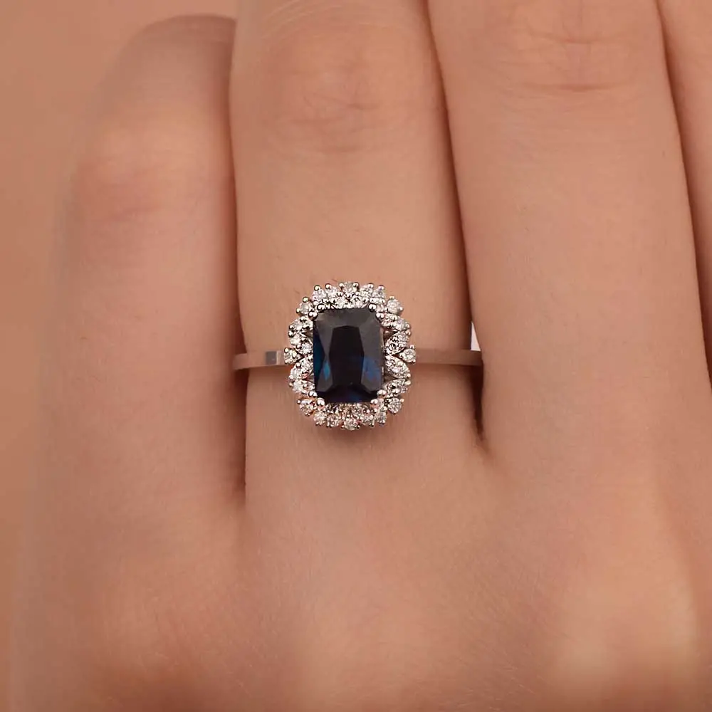 1,06 Karat Pırlantalı Safir Taşlı Yüzük
