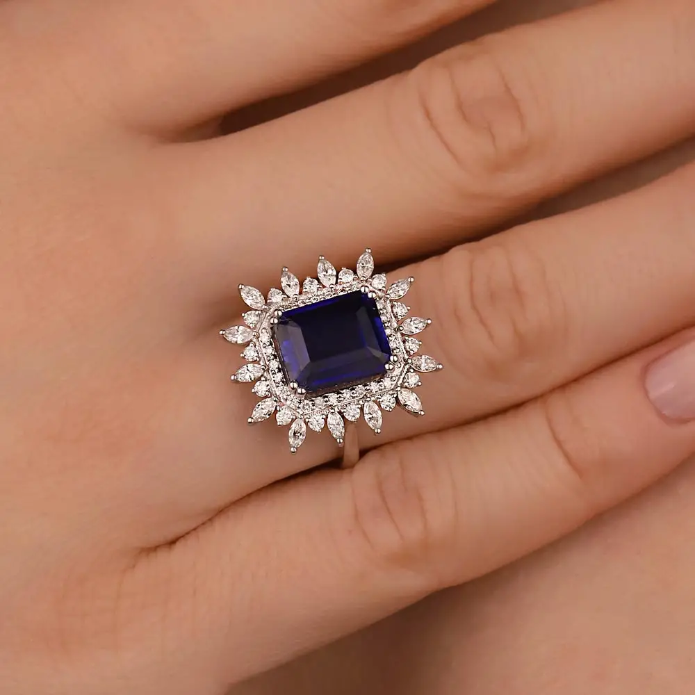 6,96 ct Özel Tasarım Pırlantalı Oktagon Kesim Safir Taşlı Yüzük