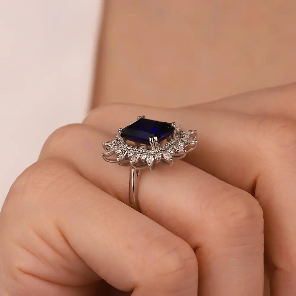 6,96 ct Özel Tasarım Pırlantalı Oktagon Kesim Safir Taşlı Yüzük