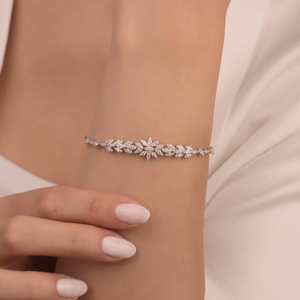 1.29 Karat Pırlanta Taşlı Özel Tasarım Bileklik