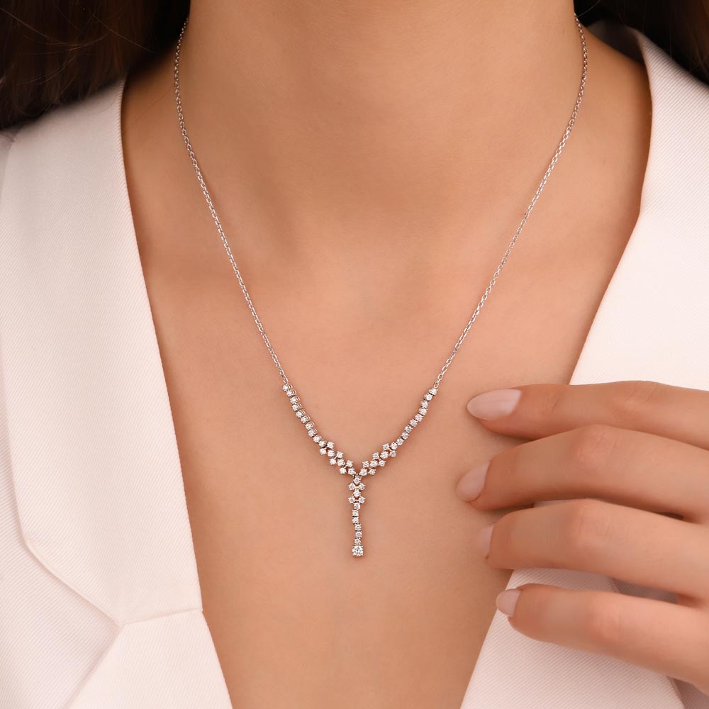 0,40 Karat Pırlanta Taşlı Küpe