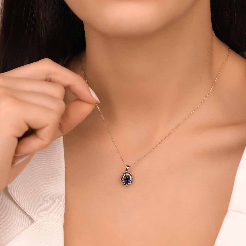 0,58 Karat Pırlanta Oval Taşlı Elmas Kolye