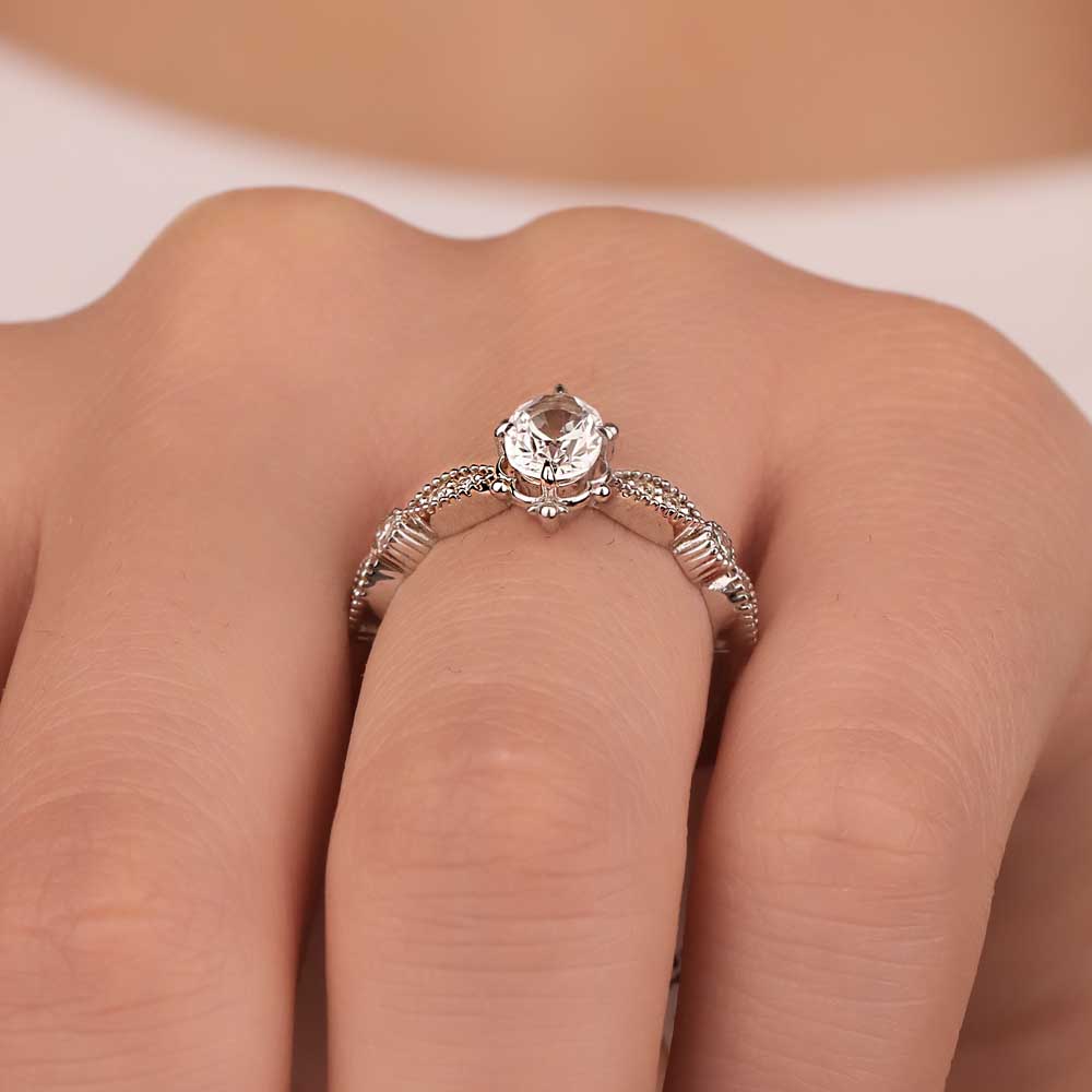 1,15 Karat Laboratuvar Pırlanta Beyaz Topaz Taşlı Yüzük
