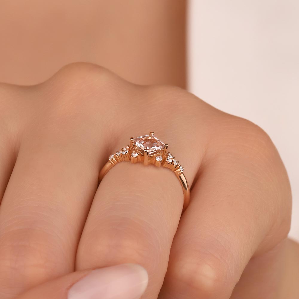 0,73 Karat Pırlantalı Vintage Morganit Yüzük