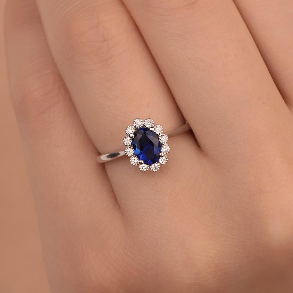 Safir Yüzükler 1.17 Karat Laboratuvar Pırlanta Oval Royale Safir Yüzük